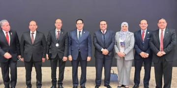 كلية الاقتصاد والعلوم السياسية بجامعة القاهرة تفوز بالمركز الثاني بجائزة التميز الحكومي من بين 326 كلية حكومية بالجامعات المصرية