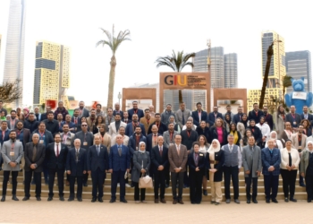 حدث عالمي غير مسبوق في الشرق الأوسط .. GIU تستضيف أول ملتقى دولي لممارسات التصنيع الآلي الدوائي الجيد