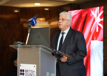 السفير البريطاني: 32 ألف طالب في برامج التعليم العابر للحدود البريطانية في مصر