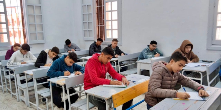 إجابة امتحان اللغة العربية للشهادة الإعدادية الترم الأول 2026 البحيرة