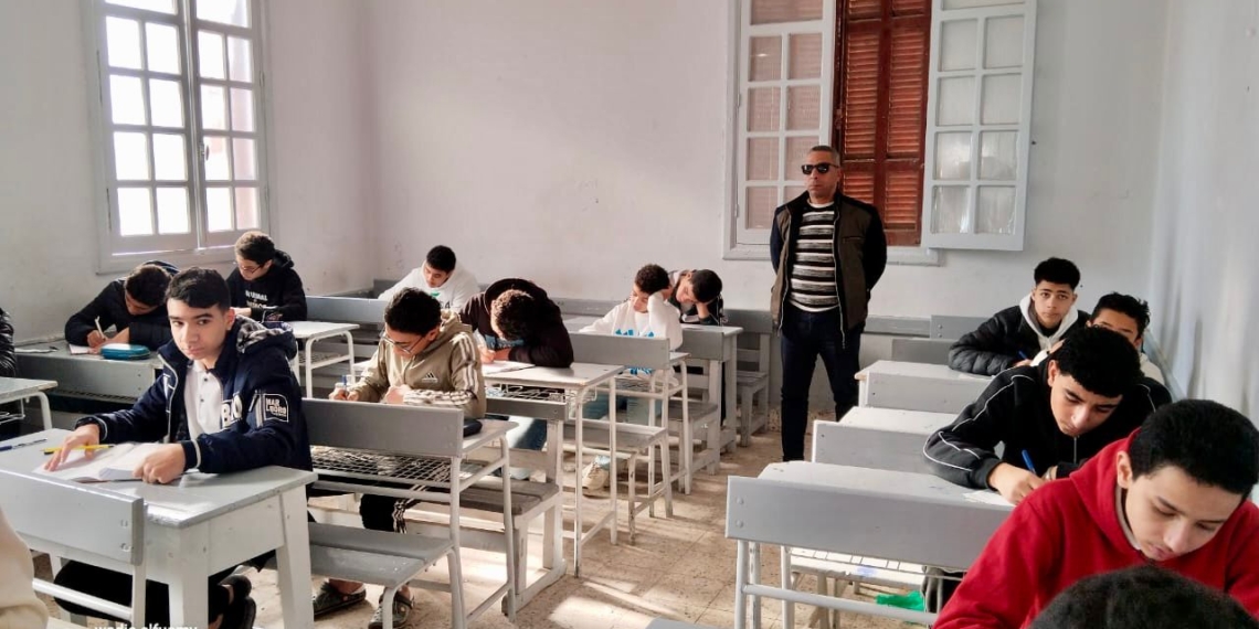 لجنة لمراجعة امتحان العربي بالمنوفية وإحالة 8 طلاب للتحقيق