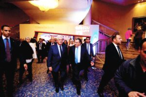 وزير التعليم العالى د ايمن عاشور