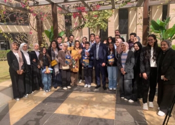 المنشاوي يهنئ برنامج PPIS بتجارة أسيوط لفوزه بالمركز الأول بمسابقة الموازنة التشاركية بوزارة المالية