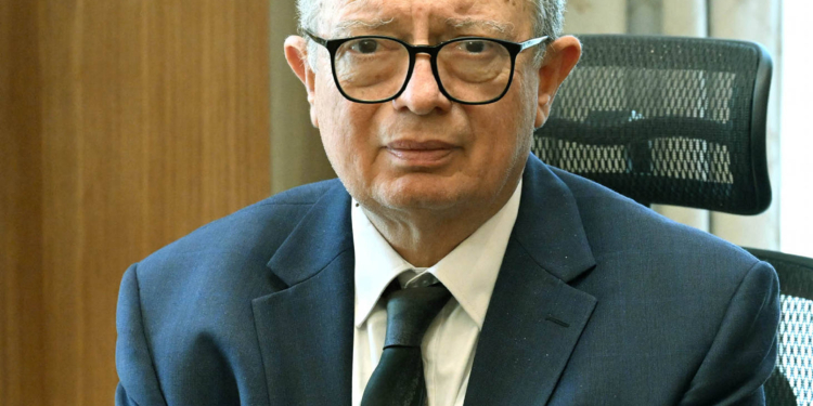 نشر السيرة الذاتية لنائب رئيس مجلس الوزراء للشئون الاقتصادية