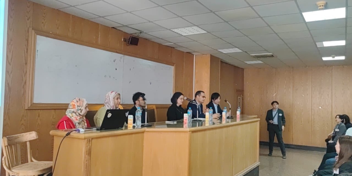 وفد من جامعة هيروشيما يزور كلية الألسن بـجامعة عين شمس لعزيز التعاون المشترك