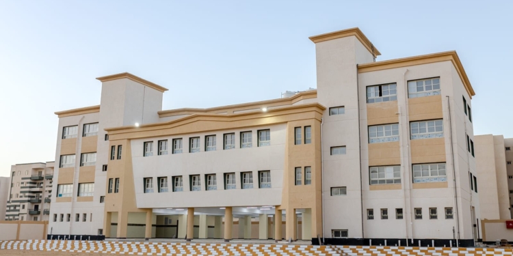 الانتهاء من تنفيذ مدرسة تعليم أساسي بالحي 16 بالعبور الجديدة