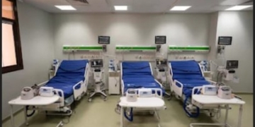 جامعة أسيوط ومؤسسة صحتنا تدشنان المرحلة الأولى لمشروع الرعاية المركزة