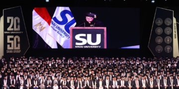 جامعة سيناء تحتفل بتخريج دفعة 2025 والوصول إلى 70 ألف منحة دراسية