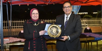 مجلس جامعة القاهرة يستعرض الإنجازات الدولية والتوسع الإقليمي ويقر حزمة قرارات داعمة للتحول الرقمي والرعاية الطبية