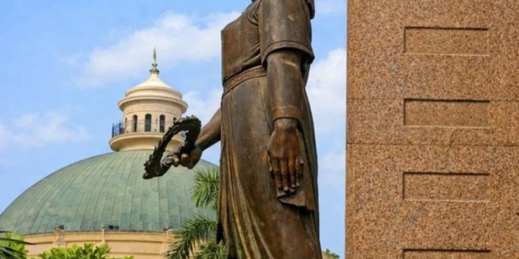 جامعة القاهرة تنظم مسابقة “اللغة العربية..هوية وإبداع” بالتعاون بين نادى اليونسكو بالجامعة ومركز تطوير تعليم اللغة العربية بكلية الدراسات العليا للتربية