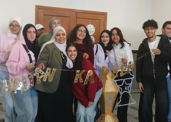 طلاب جامعة القاهرة الأهلية يحيون الأجواء الرمضانية في مشهد يعكس روح الأسرة الجامعية