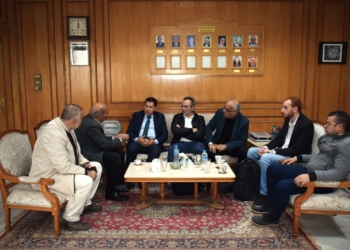 جامعة العاصمة تطلق مشروع لرفع كفاءة الطاقة الكهربائية بمبانيها