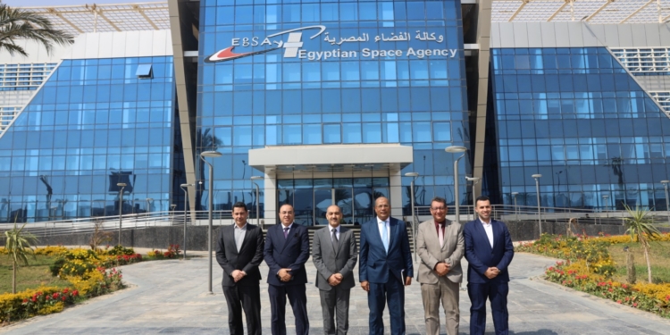 تعاون فضائى بين وكالة الفضاء والاستشعار من البعد