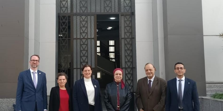 وفد دانمركى يزور معهد صحة الحيوان