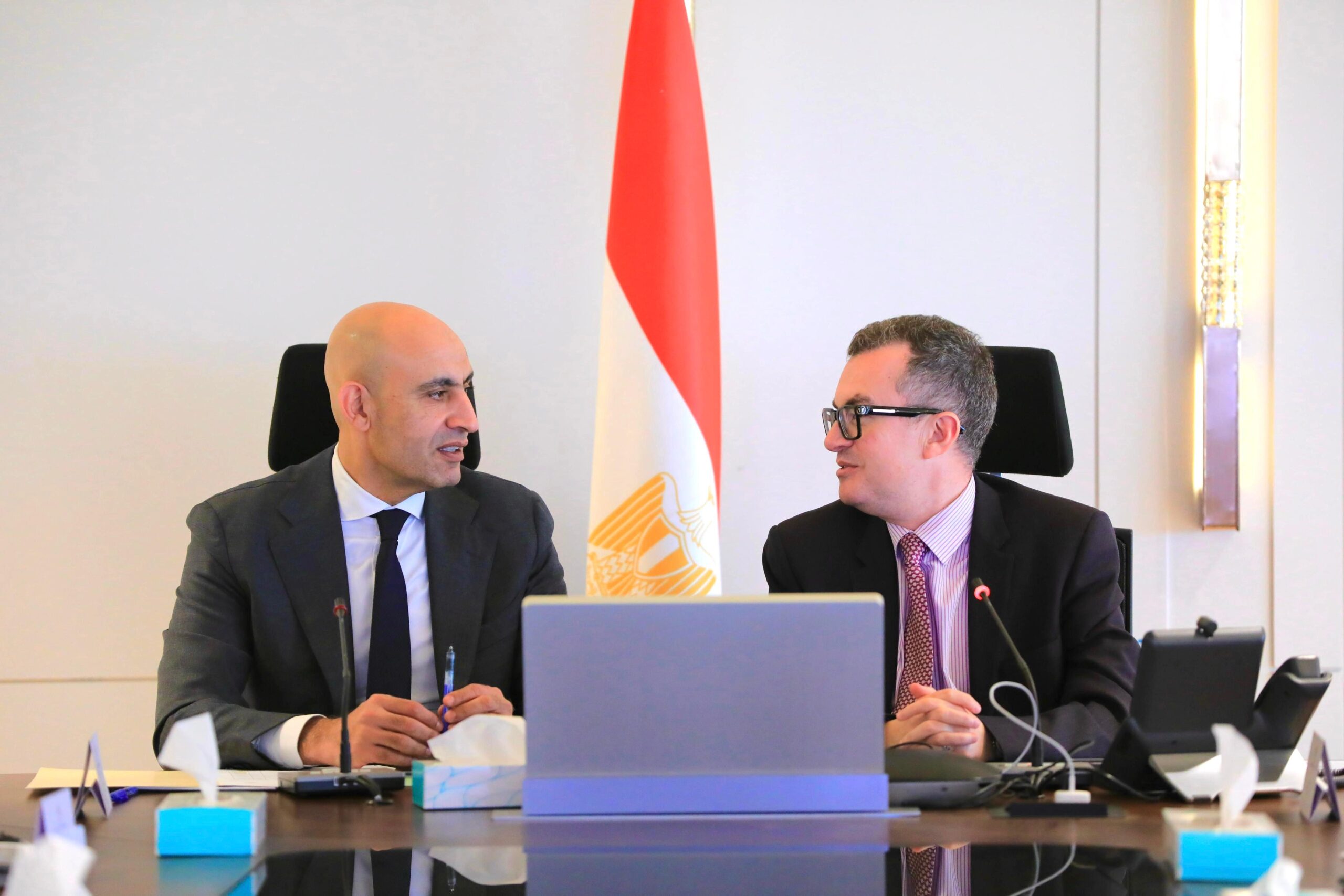 مدارس جديدة وتابلت للتعليم الفني.. ماذا دار في اجتماع وزيري التخطيط والتعليم؟