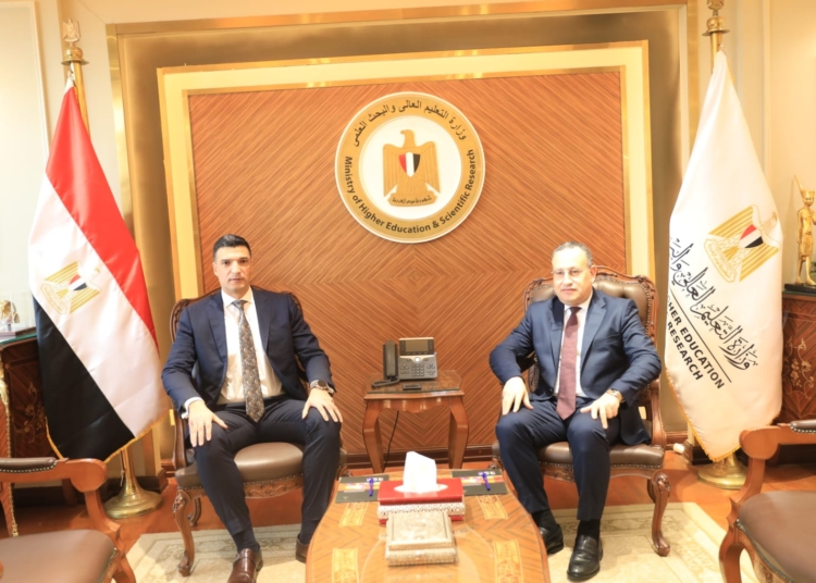 وزير التعليم العالي:  إنشاء المناطق التكنولوجية بالجامعات لدعم الشركات الناشئة