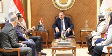 قنصوة يبحث مع رئيس جامعة بون الألمانية توسيع التعاون الأكاديمي وتطبيق نماذج التميز البحثي