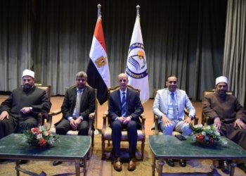 رئيس جامعة بني سويف يشهد احتفالية "فضل العشر الآواخر من رمضان"