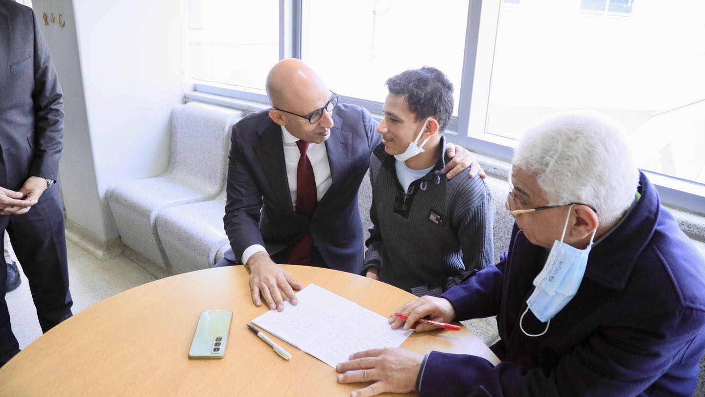 "عبداللطيف" يزور مستشفى "٥٧٣٥٧" ويؤكد: التكامل بين التعليم والصحي دعامة أساسية