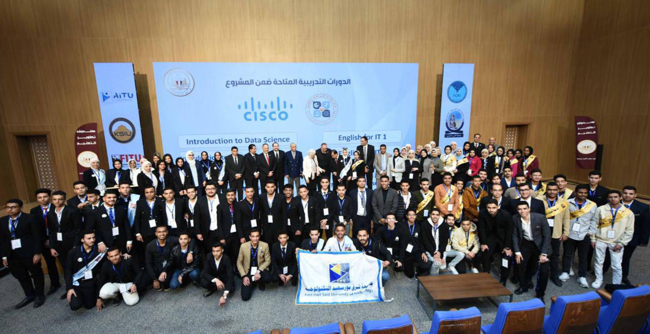 «تطوير التعليم» يعلن عن 50 منحة مجانية لأبناء الشهداء للتأهيل لسوق العمل الدولي