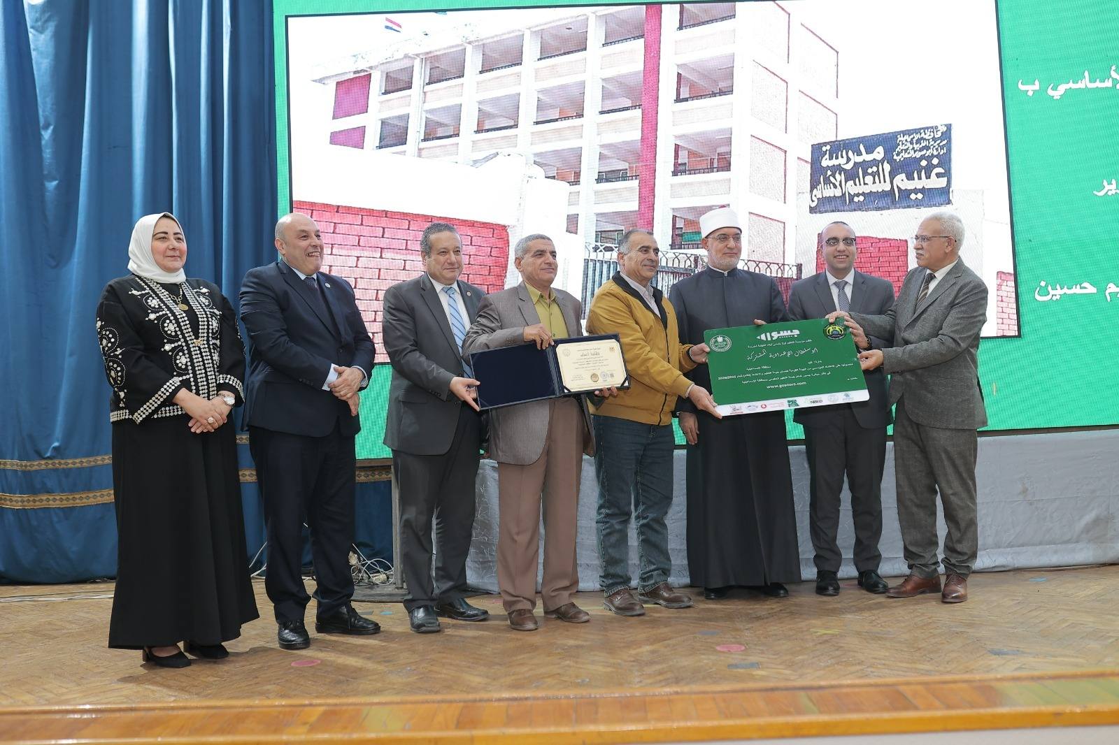 «جودة التعليم» تشارك بتكريم المدارس المعتمدة بالإسماعيلية بمبادرة «جسور»