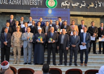 رئيس جامعة الأزهر يشهد حفل ختام الأنشطة الطلابية لرعاية الشباب ويطمئن الحضور على صحة الإمام الأكبر ناقلًا تحياته إليهم
