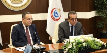 وزيرا الصحة والتعليم العالي يبحثان إدراج المستشفياتّ الجامعية في منظومة التأمين الصحي الشامل