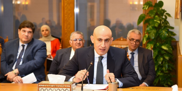 اجتماع وزاري لمناقشة معادلة الشهادات وتيسير إجراءات الطلاب المصريين بالخارج