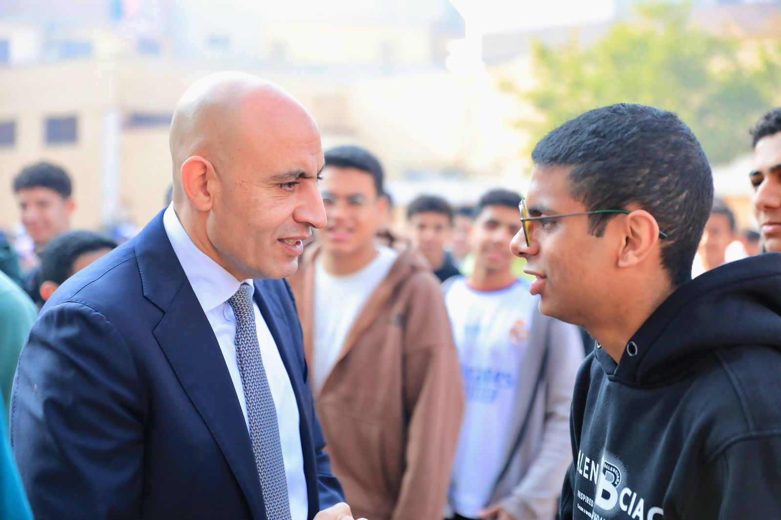 جولة مفاجئة لوزير التعليم لمتابعة نسب الحضور والاختبارات الشهرية بالغربية