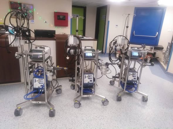 اجهزة الايكمو بقصر العينى