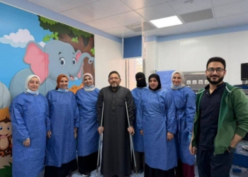 جامعة المنصورة: استخراج جسم غريب من الشعب الهوائية لطفل باستخدام المنظار الشعبي بمستشفى الأطفال