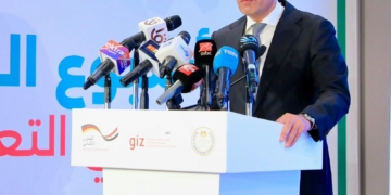 عبداللطيف: طرحنا 15 ألف فرصة عمل لخريجي التعليم الفني إيمانا بقدراتهم