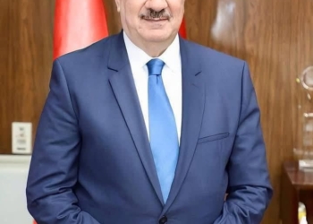  فصل طالب ثانوي عام دراسي لإعتداءه على معلم داخل مدرسة ببورسعيد