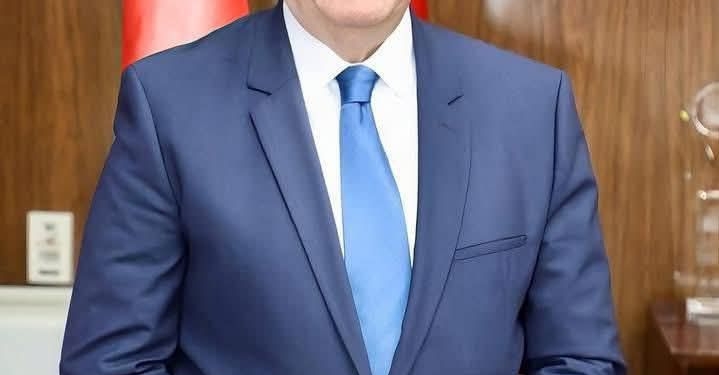  فصل طالب ثانوي عام دراسي لإعتداءه على معلم داخل مدرسة ببورسعيد