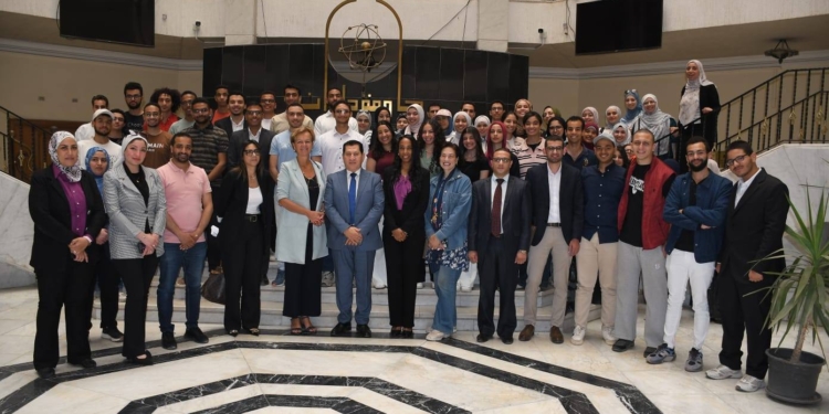 رئيس جامعة العاصمة يستقبل سفيرة الاتحاد الأوروبي لتعزيز المنح وفرص التعاون الأكاديمي