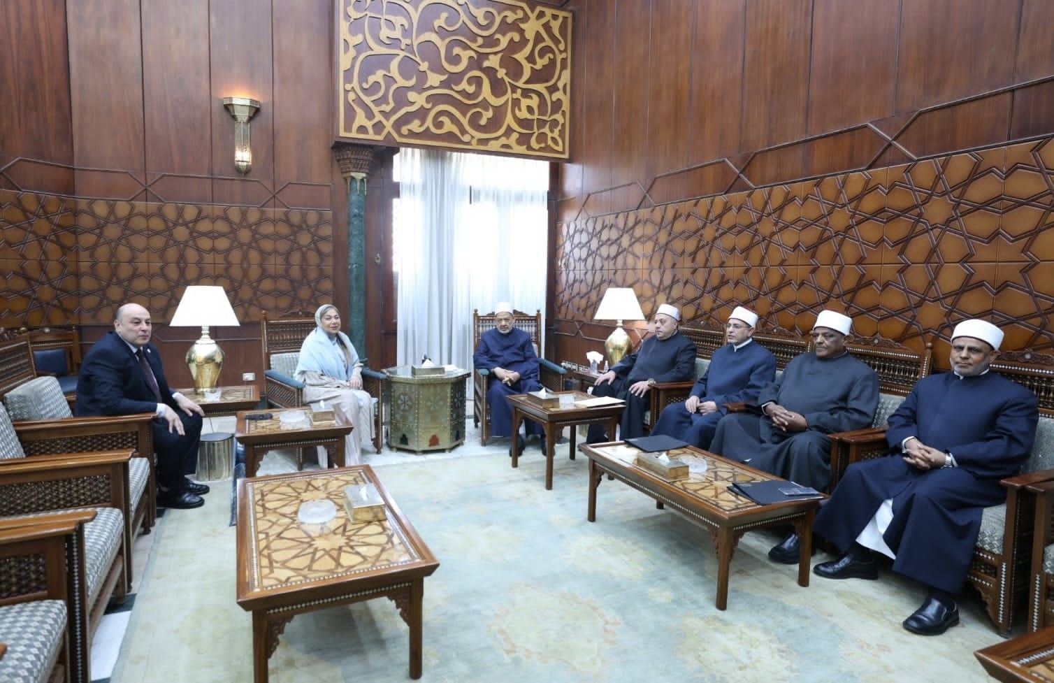 التعليم للبيع.. تحذير ناري من تحويله إلى «بيزنس» كارثة يحذر منها الأزهر