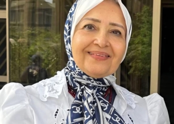 رئيس جامعة القاهرة يستعرض تقريرًا حول إنجازات المكتبة المركزية الجديدة خلال عام 2025