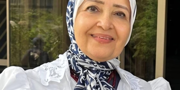 رئيس جامعة القاهرة يستعرض تقريرًا حول إنجازات المكتبة المركزية الجديدة خلال عام 2025