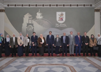 جامعة القاهرة تستقبل وفد هيئة ضمان الجودة لتجديد الاعتماد المؤسسي لكلية الصيدلة