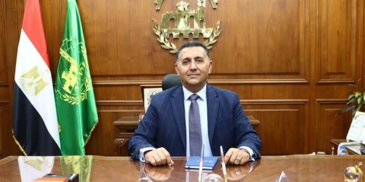 بعد طردها من منزلها.. محافظ القليوبية يوجه بتنفيذ 5 إجراءات عاجلة لدعم ورعاية طالبة ثانوية عامة