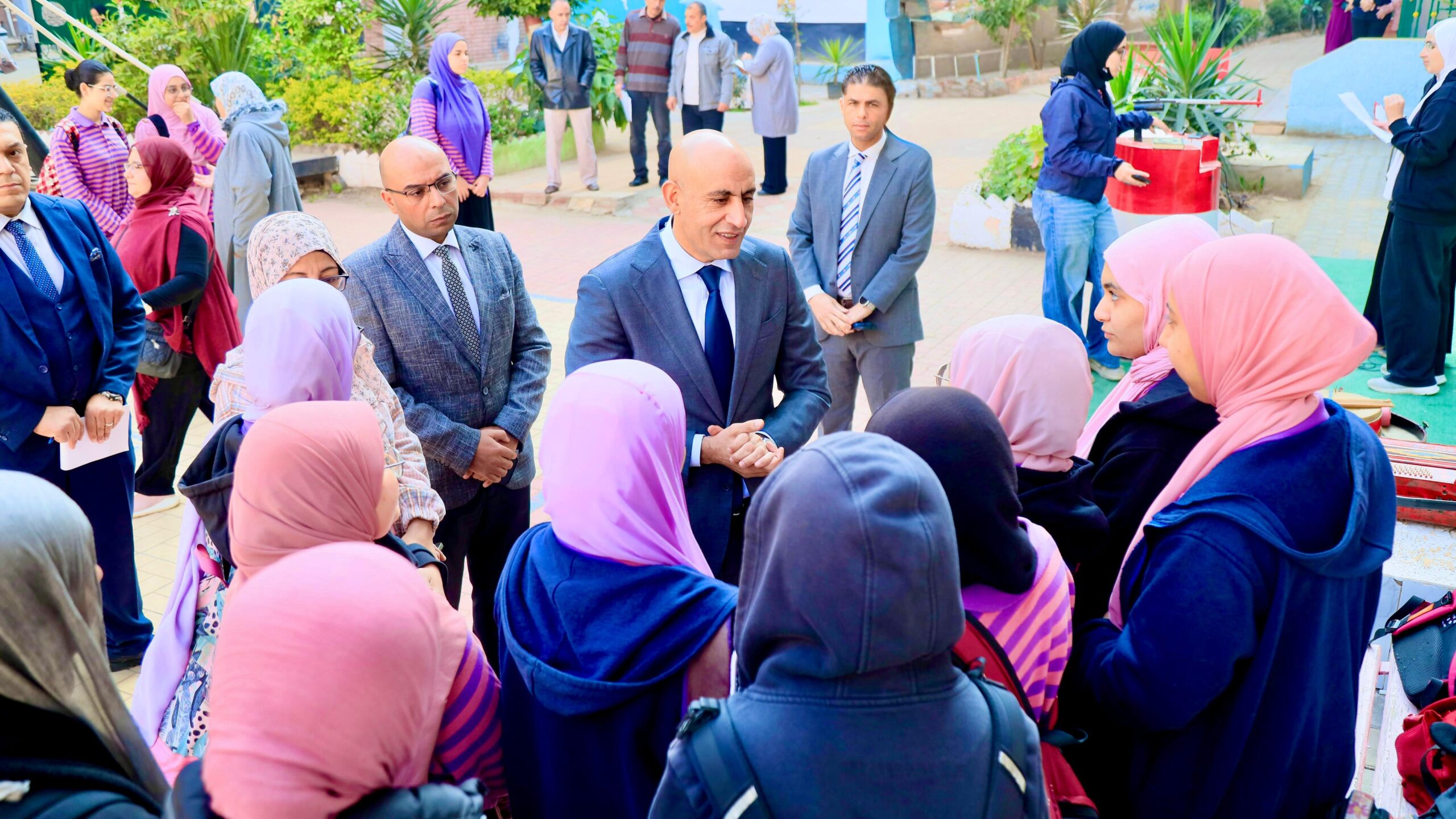 وزير التعليم يتابع نسب النجاح بمادة البرمجة ويوجه بتطبيق أعمال السنة بدقة