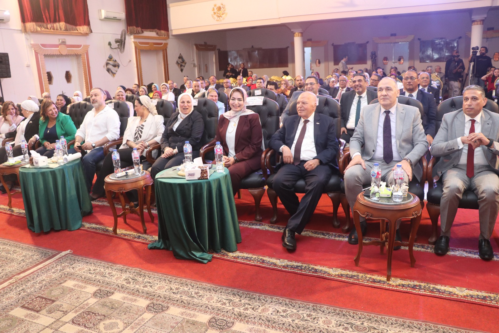 نقيب المعلمين يشهد حفل إطلاق رقمنة المعاهد القومية