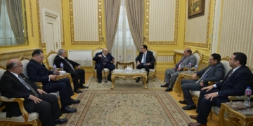 جامعة القاهرة تواصل فعاليات موسمها الثقافي بمحاضرة بعنوان: “مصر في عالم مضطرب إقليميًا ودوليًا”