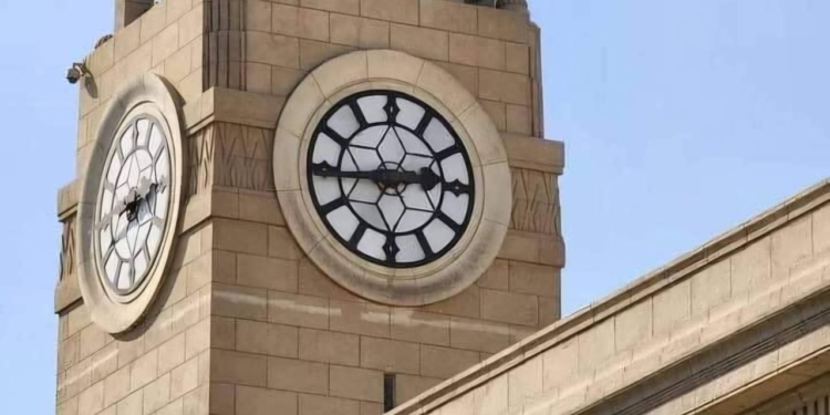 جامعة القاهرة ووزارة الخارجية تُدشّنان مكتبًا للتصديقات والخدمات القنصلية داخل الحرم الجامعي.. نقلة نوعية في تيسير الخدمات لمنتسبي الجامعة