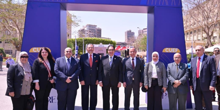 جامعة القاهرة: طب قصر العيني تحتضن فعاليات اليوم الثالث لملتقى التوظيف والتدريب وسط مشاركة واسعة من كبرى المؤسسات الطبية