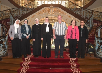 جامعة عين شمس تستقبل وفد معهد كوادرام بالمملكة المتحدة لبحث آفاق الشراكة البحثية في العلوم الصحية