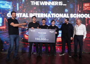 من جهاز للتنبؤ بنوبات الصرع إلى حلول للطاقة والزراعة… مشروعات طلابية مبتكرة لطلاب المدارس