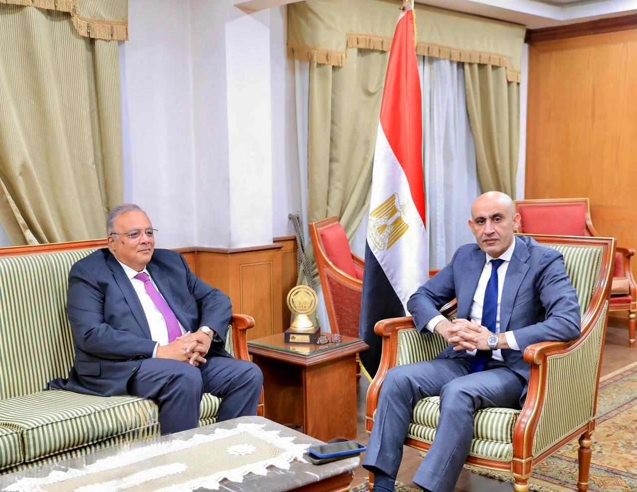 وزير التعليم و رئيس “حقوق الإنسان” يبحثا نفيذ برامج وأنشطة وندوات توعوية