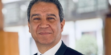 اختيار الدكتور ماجد عبد النصير بلجنة الترشيحات بالفيدرالية العالمية للمخ والأعصاب