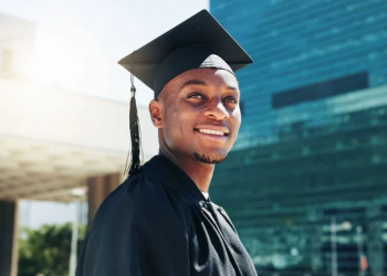 منتدى بريكس الخامس لطلاب الدراسات العليا يجمع الباحثين الشباب في البرازيل